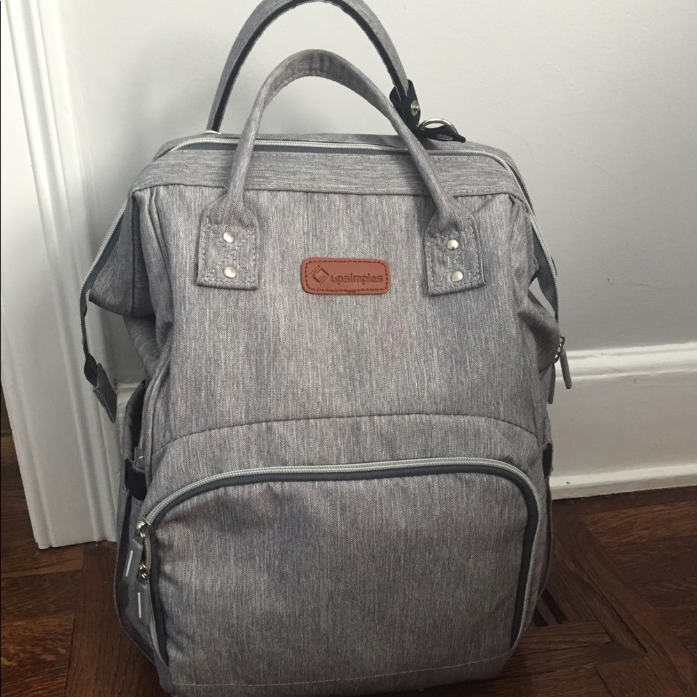 Upsimples Diaper bag backpack in light grey